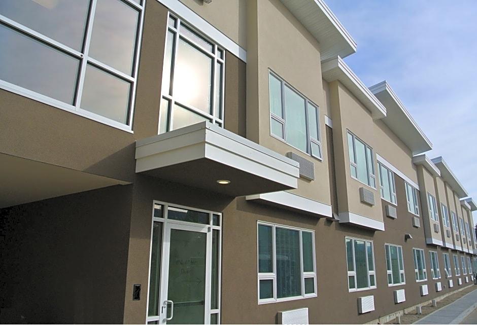Econo Lodge Inn & Suites Kelowna Exteriér fotografie