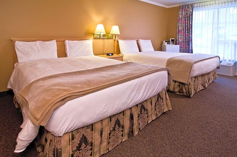 Econo Lodge Inn & Suites Kelowna Exteriér fotografie